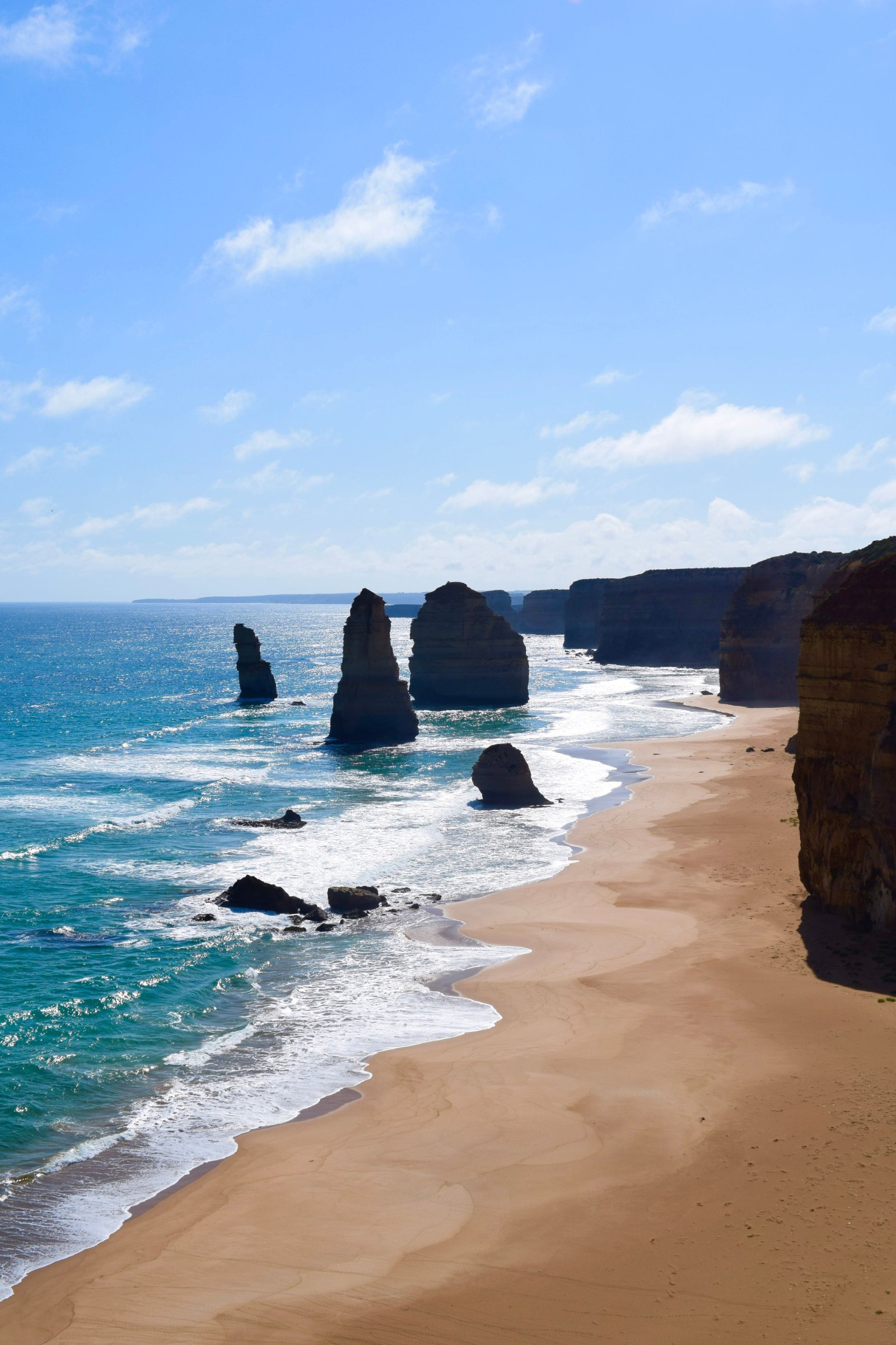 The Twelve Apostles limestone stacks along the Great Ocean Road